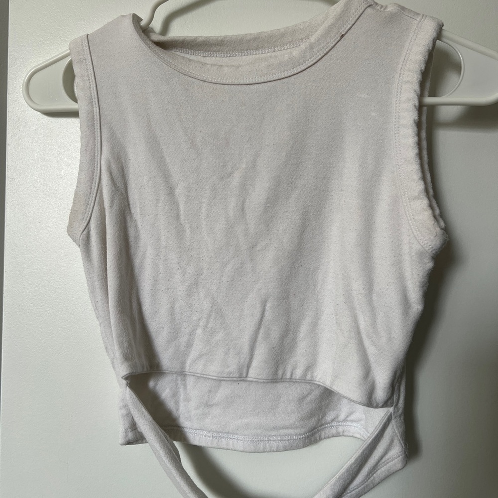 YoungLA Sleeveless Crop Top with strap in front